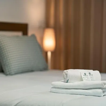 Studios Funchal פונשל