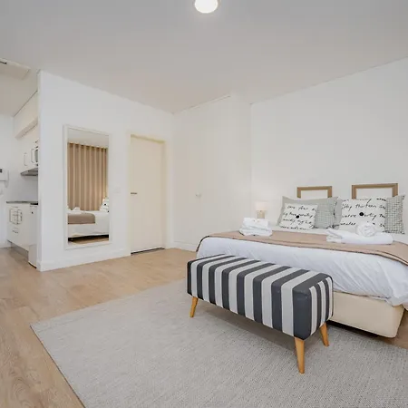 Studios Funchal * Φουνκάλ